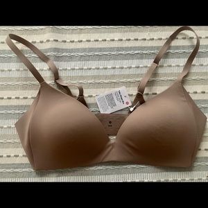 NWT Lululemon Nude Take Shape Bra